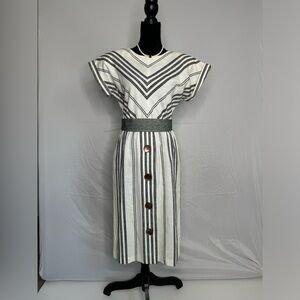1980's Lisa Petites Totally 80s Dress Belted Dress Size12